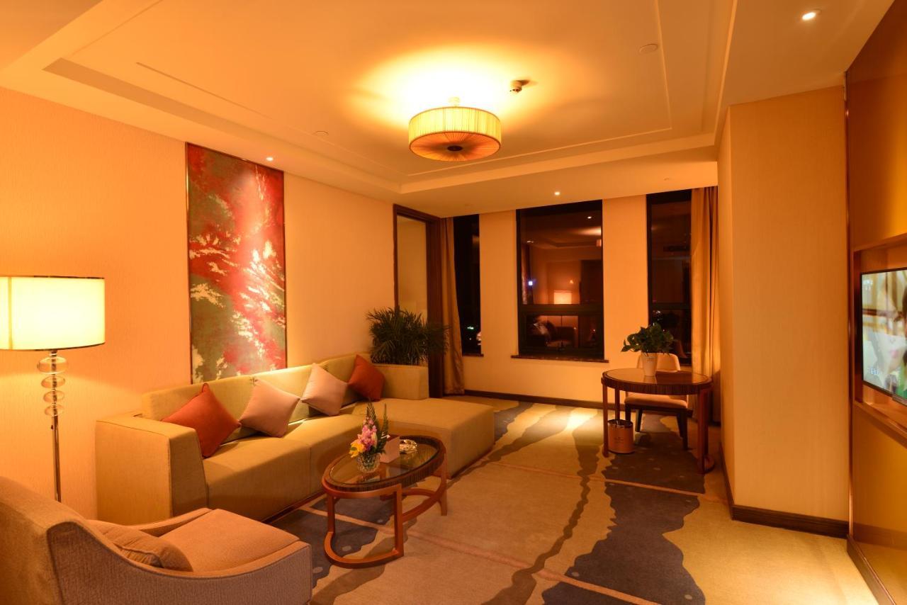 Hotel Ramada Heze Zewnętrze zdjęcie